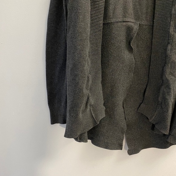 Grey Cardigan - Picture 2 of 4